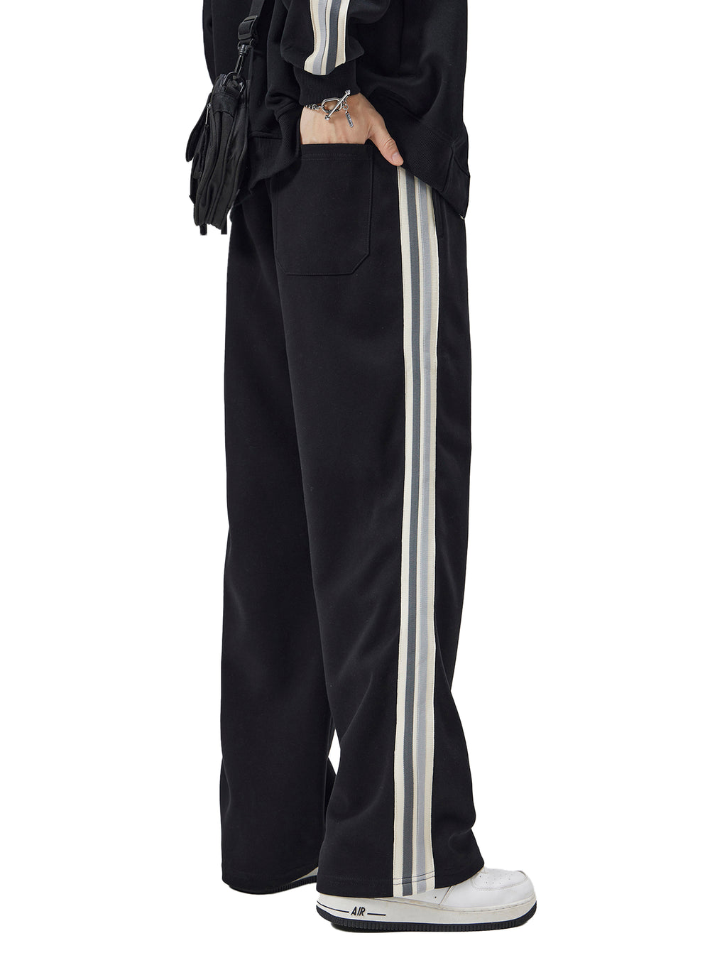 Fear Knot Striped Pants
